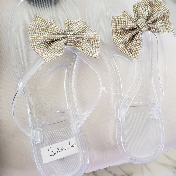 Sandals - Picture 2 of 4